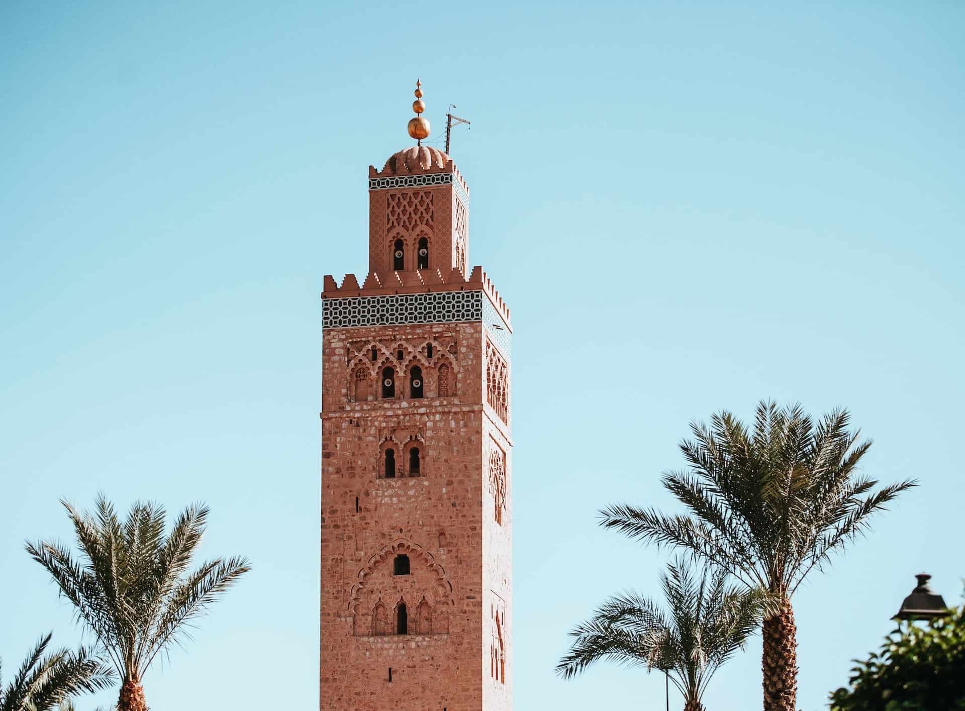 La grande mosquée de Marrakech qui est un lieu où se retrouvent beaucoup de croyants ayant effectué la hijra dans cette ville du Maroc